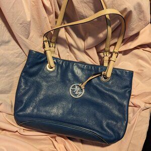 Michael Kors Navy Blue Beautiful Leather Saffiano Tote